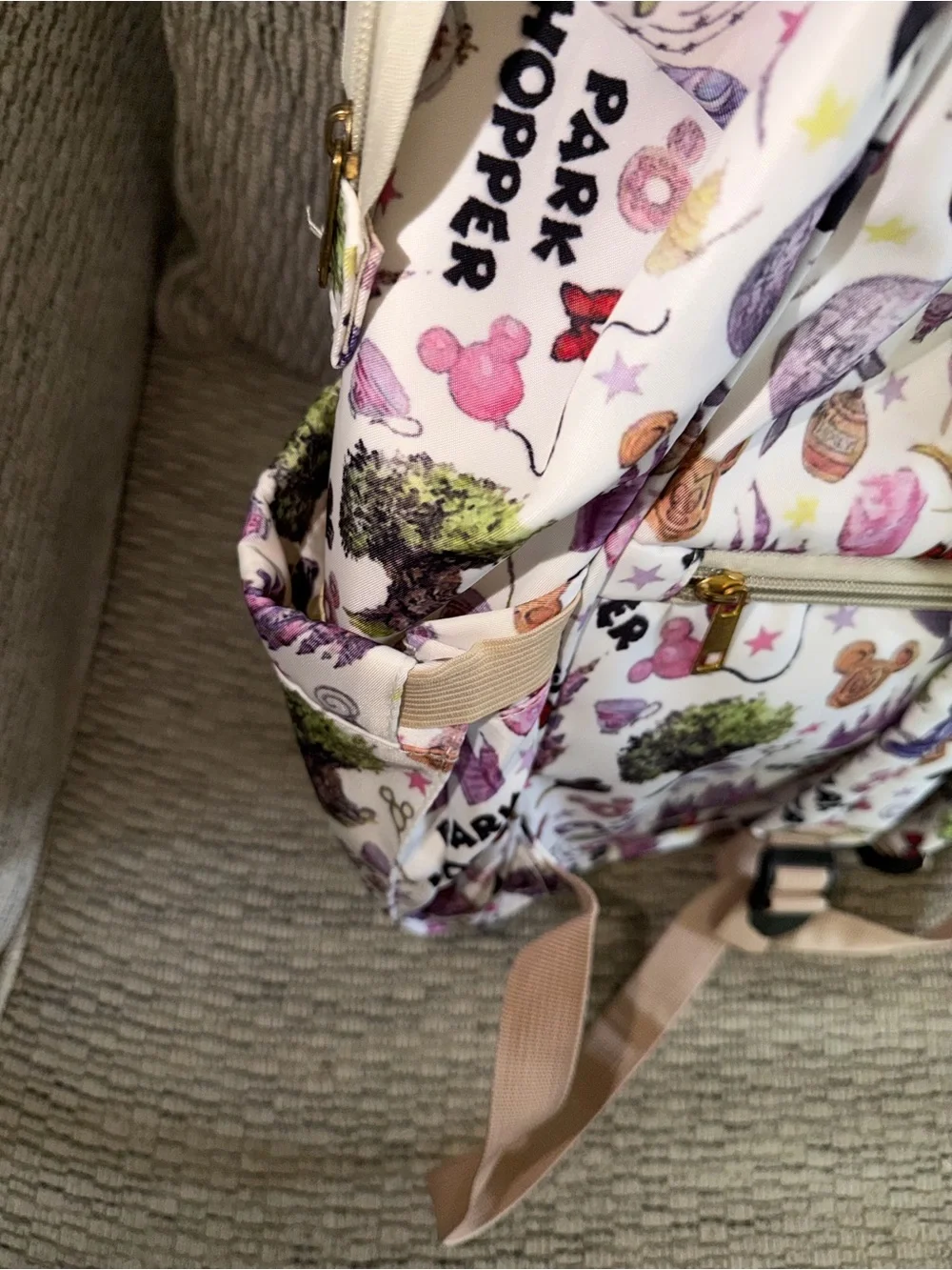 Park Hopper Pattern White & Purple Women’s Backpack Tote